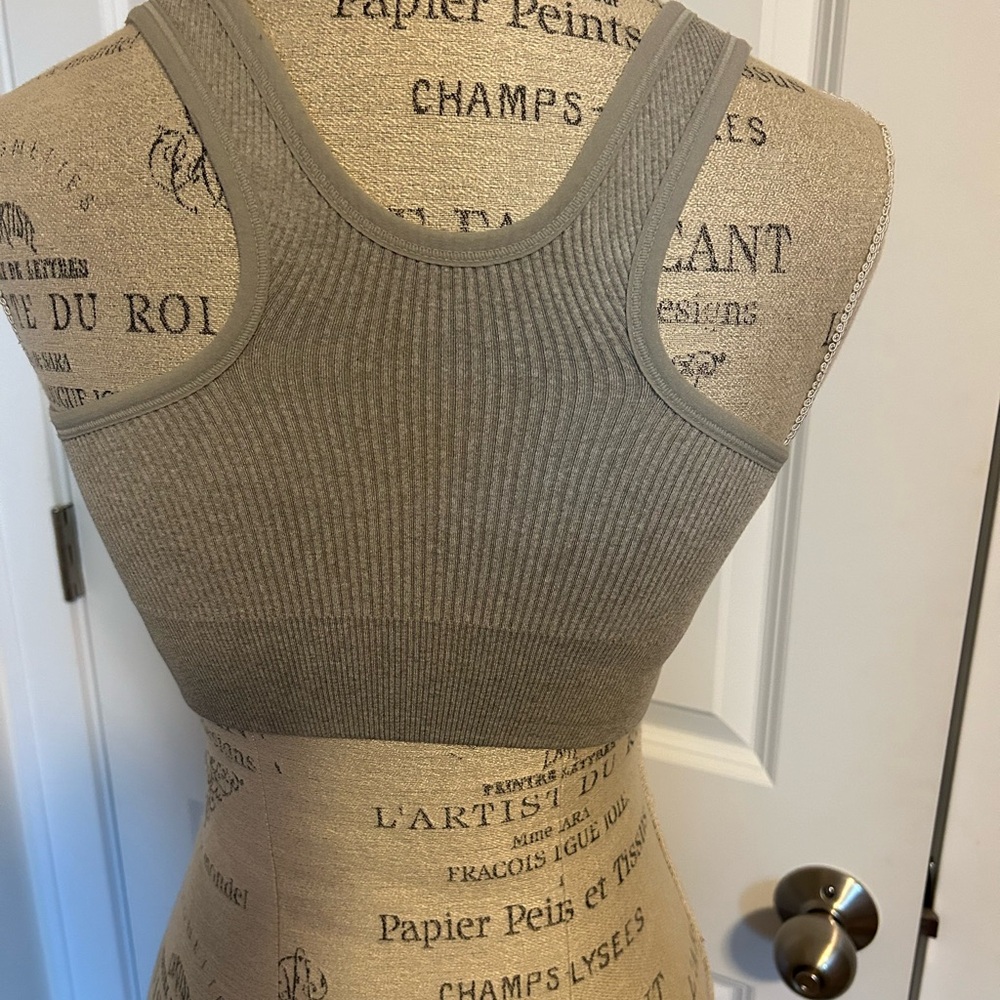 Women’s bra aerie size XL